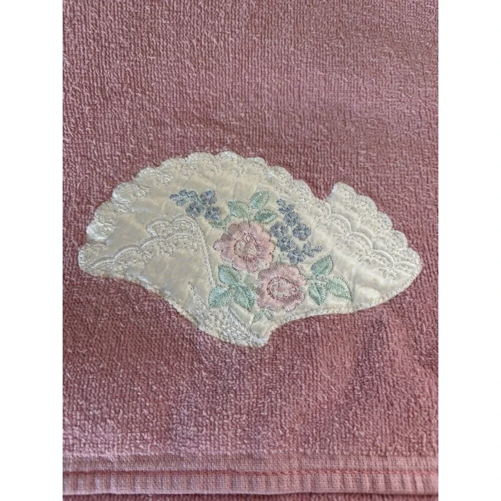 Vintage Cannon USA Bathroom Towels (5) Pink Embroidered